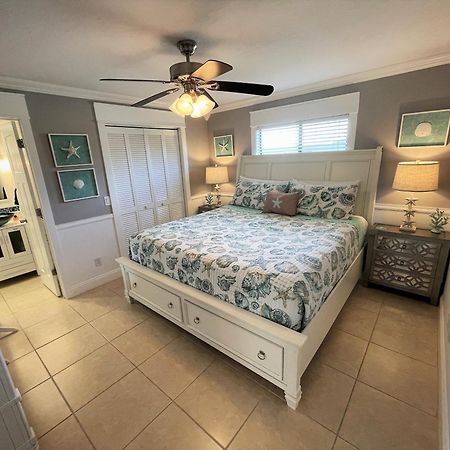 Stylish And Modern 2 Bedroom, 2 Bathroom. The Mermaid Suite. Fort Myers Beach Exterior foto